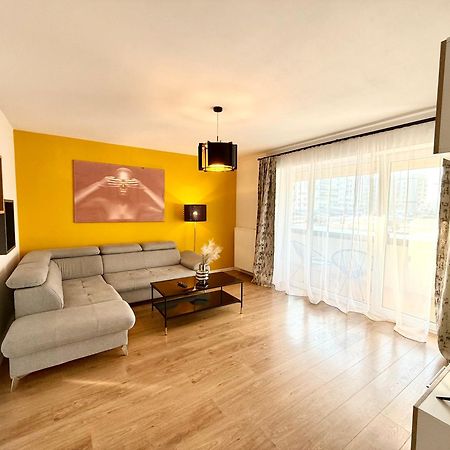 Kasper Coresi Mall - Rise Private Apartments & Suites Braşov Eksteriør bilde