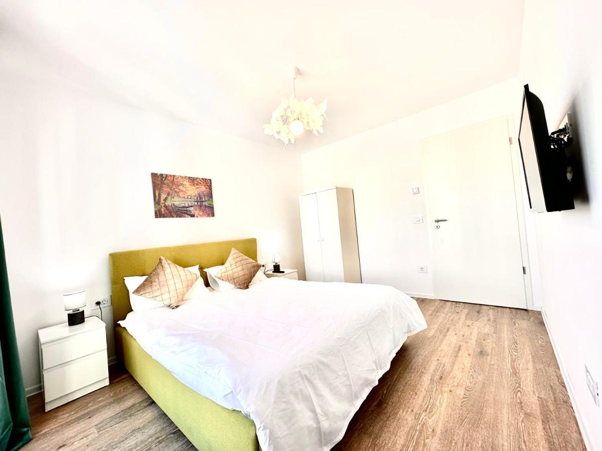 Kasper Coresi Mall - Rise Private Apartments & Suites Braşov Eksteriør bilde