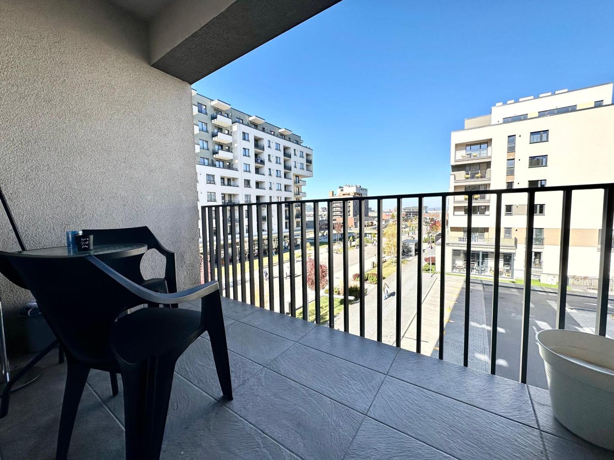 Kasper Coresi Mall - Rise Private Apartments & Suites Braşov Eksteriør bilde