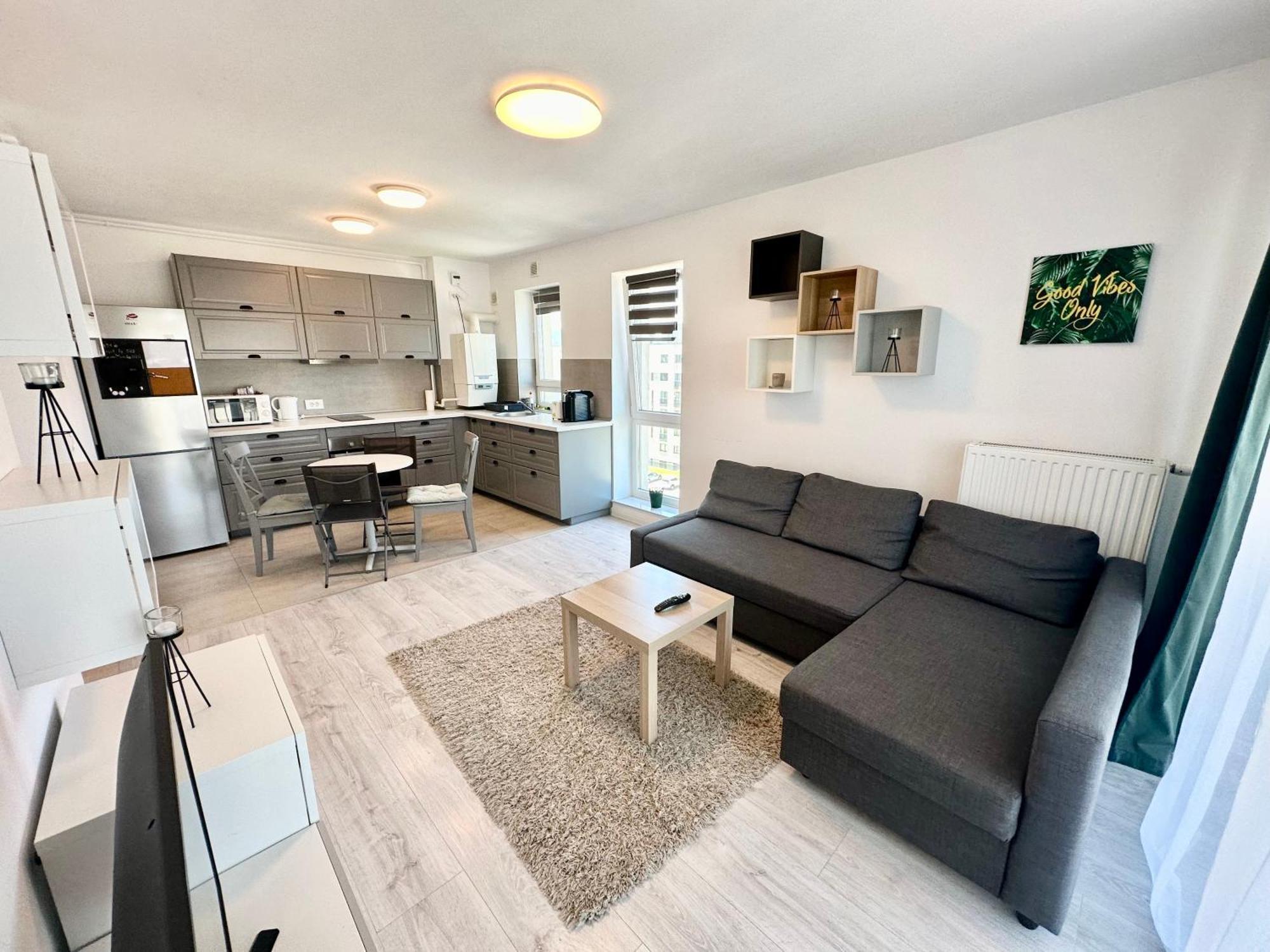 Kasper Coresi Mall - Rise Private Apartments & Suites Braşov Eksteriør bilde
