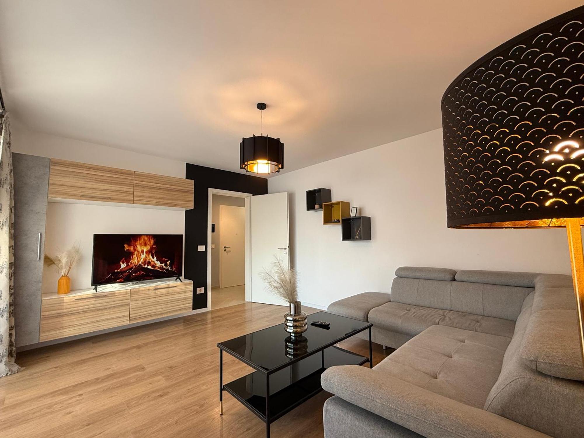 Kasper Coresi Mall - Rise Private Apartments & Suites Braşov Eksteriør bilde