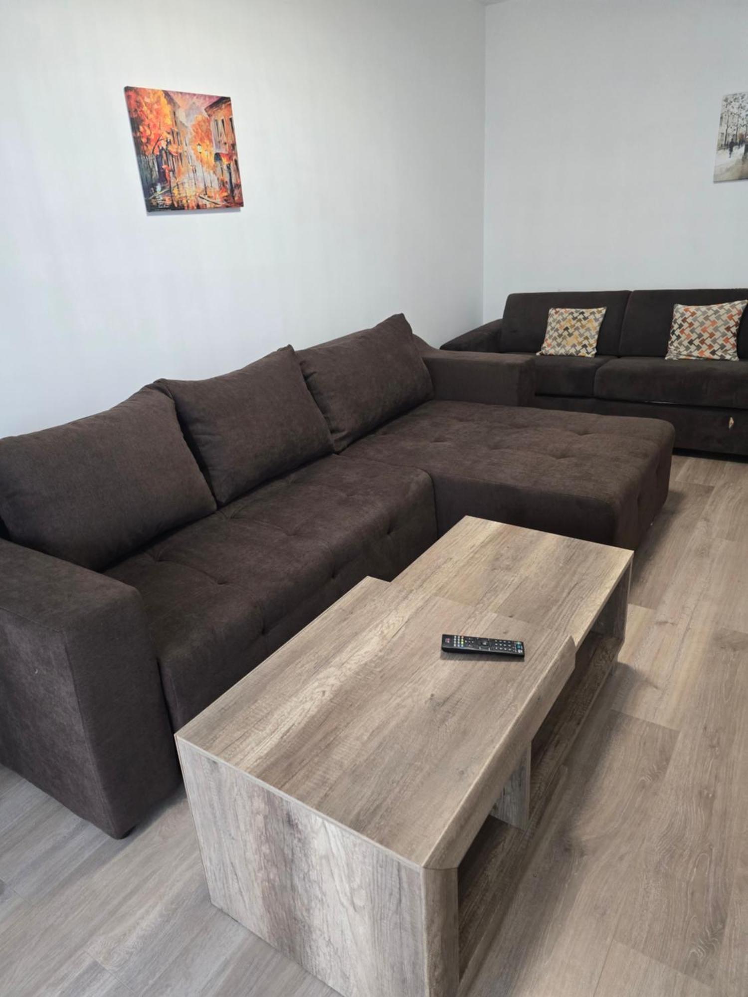 Kasper Coresi Mall - Rise Private Apartments & Suites Braşov Eksteriør bilde